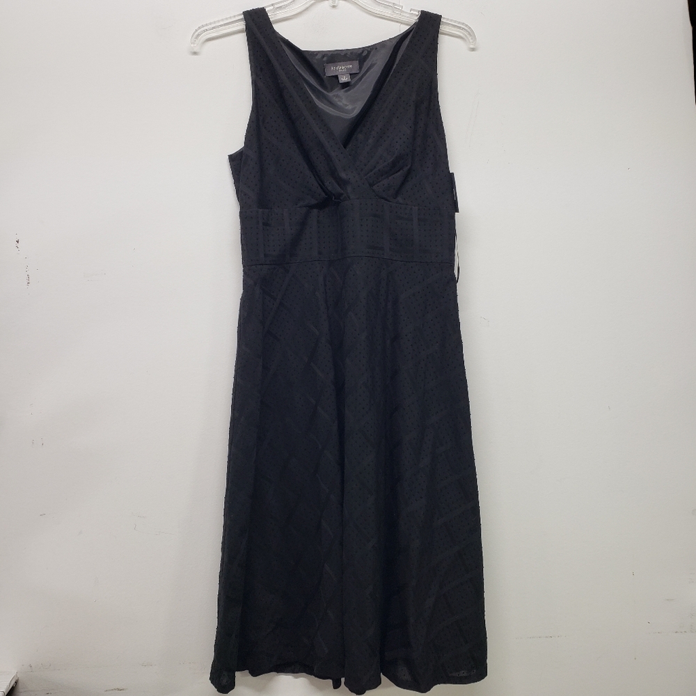 Liz Claiborne Knee Length Dress Sleeveless Swiss Dot Vneck Empire Waist 12 Black